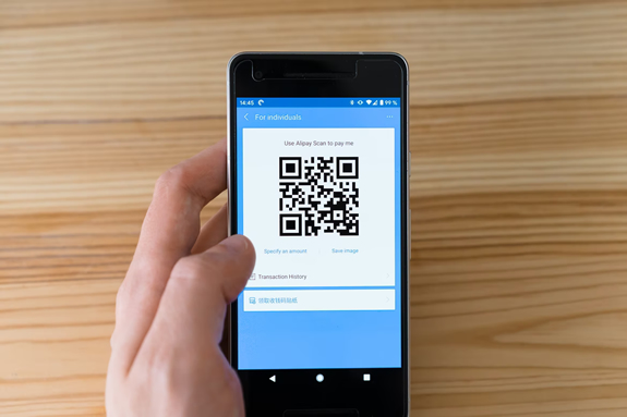QR Codes vs. Barcodes: Which Should You Use and When?